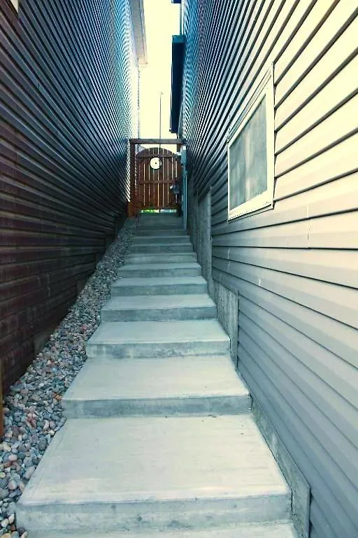 Guest Suite In Southeast YYC Apartamento